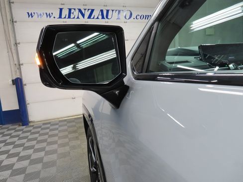 Used 2025 GMC Sierra EV Denali image 73