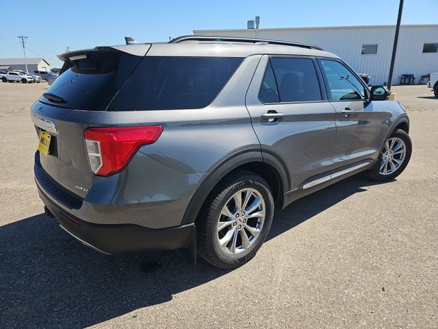 Certified 2023 Ford Explorer XLT w/ Equipment Group 202A AWD/4WD image 5
