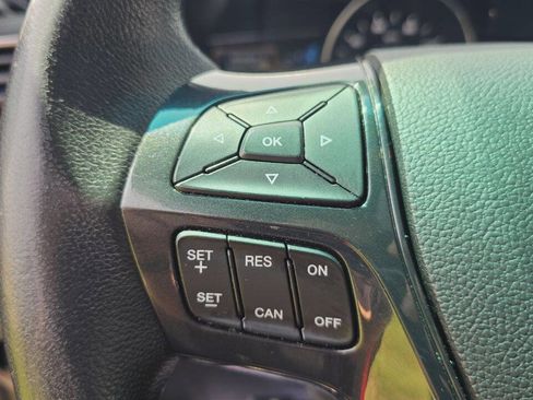 Used 2016 Ford Explorer Sport image 25