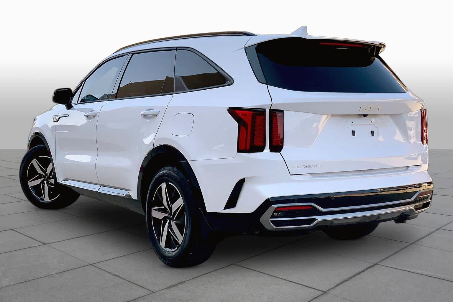 Used 2023 Kia Sorento EX FWD image 12