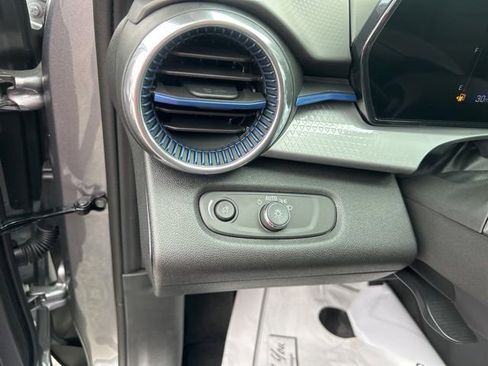 New 2026 Chevrolet Trax LT image 16