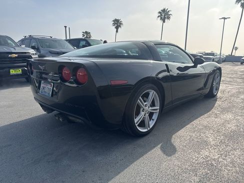 Used 2010 Chevrolet Corvette Coupe w/ 1LT image 4