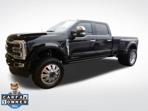 Used 2024 Ford F450 Limited w/ FX4 Off-Road Package image 4