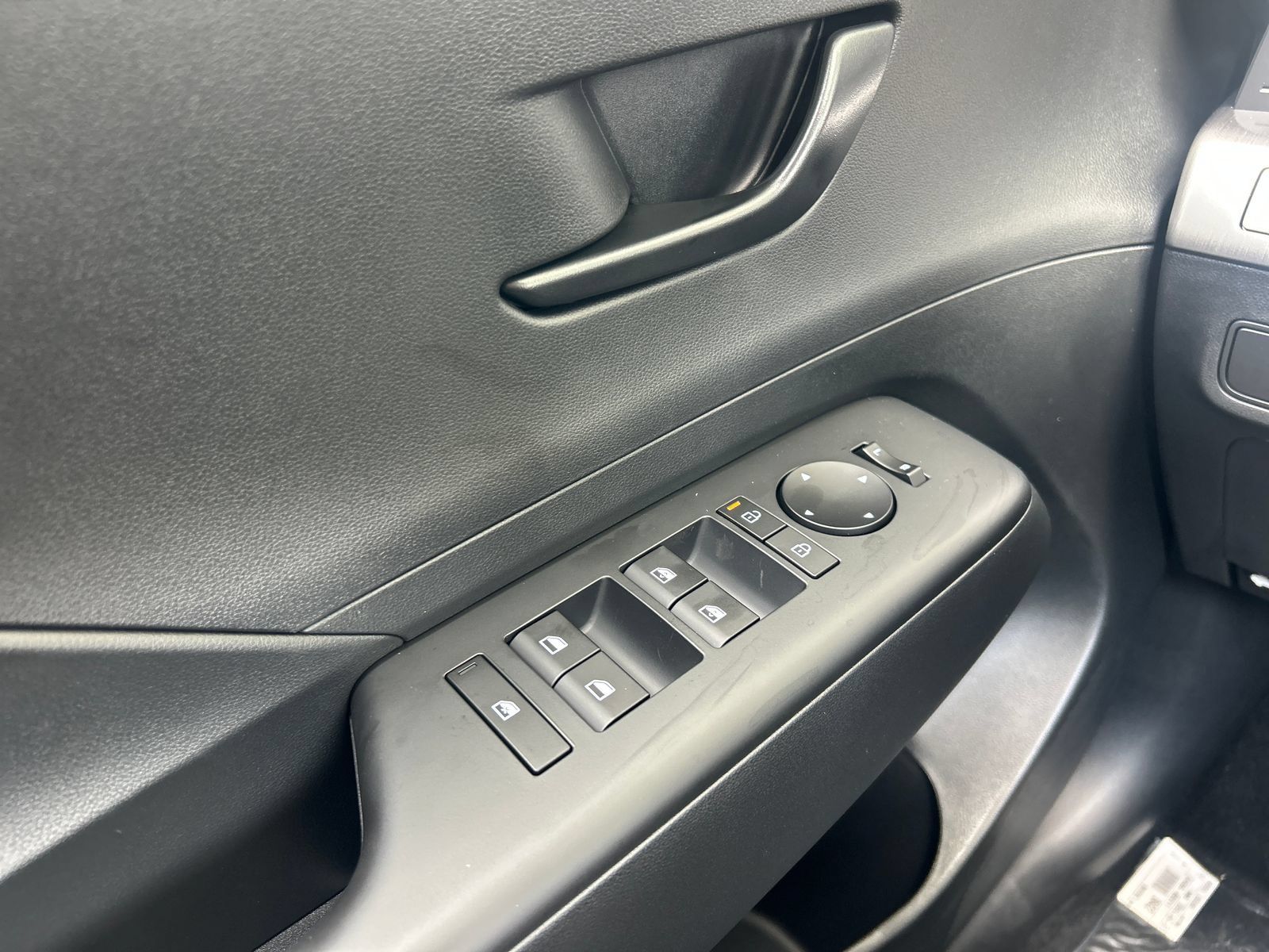 New 2027 Hyundai Kona SEL Sport AWD/4WD image 11