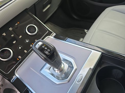 Used 2023 Land Rover Range Rover Evoque S image 24