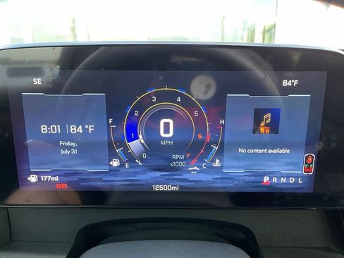 Used 2026 Chevrolet Traverse LT FWD image 7