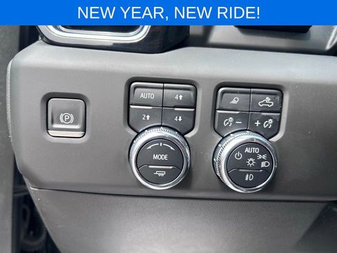 Used 2023 GMC Sierra 1500 Denali w/ Technology Package image 19