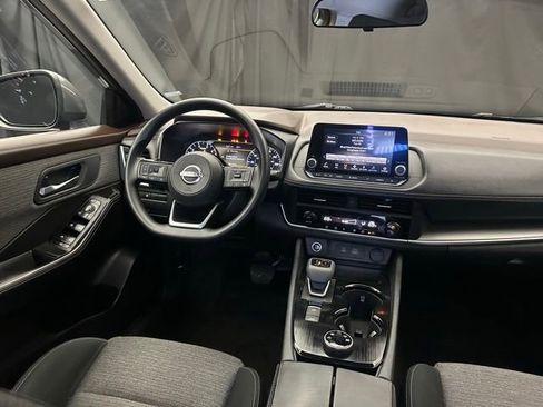 Used 2023 Nissan Rogue SV AWD/4WD image 20