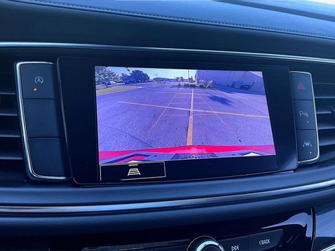 Used 2023 Buick Enclave Essence w/ Sport Touring Edition image 21