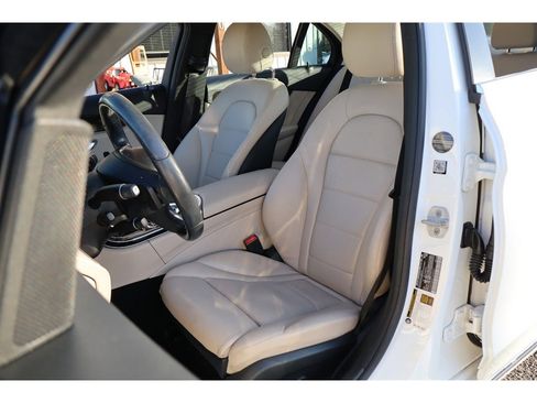 Used 2015 Mercedes-Benz C 300 Sedan image 11