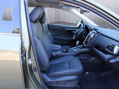 Used 2025 Subaru Outback Touring image 36