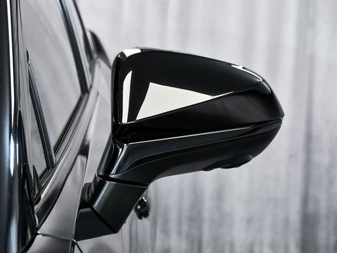 Used 2023 Lexus RZ 450e Premium image 82