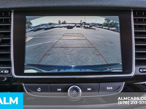 Used 2021 Buick Encore Preferred AWD/4WD image 35