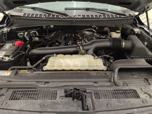 Used 2024 Ford Expedition Limited image 48