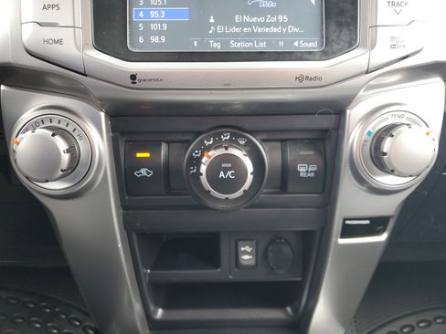 Used 2015 Toyota 4Runner 2WD image 26