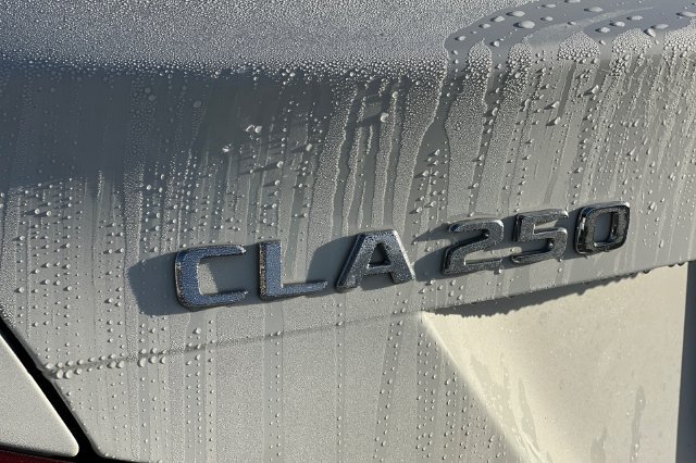 Used 2018 Mercedes-Benz CLA 250 image 34