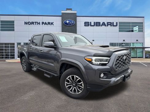 Used 2023 Toyota Tacoma TRD Sport image 1