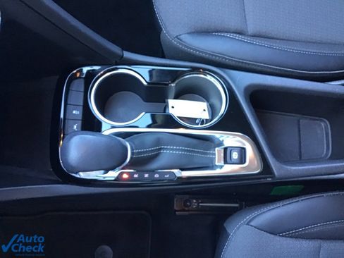 Used 2022 Buick Encore GX Select image 43