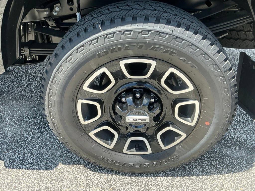 New 2026 Ford F250 Platinum AWD/4WD image 31