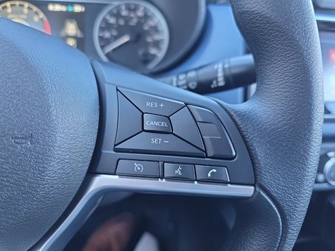 New 2025 Nissan Versa SV image 21