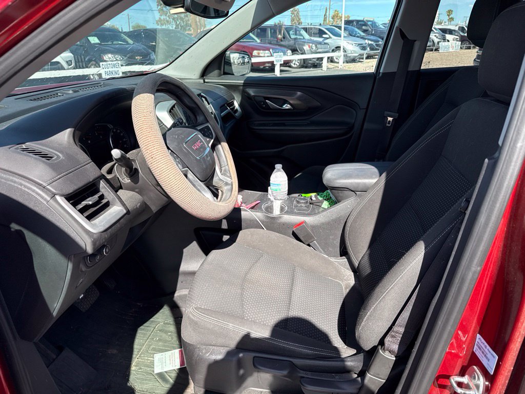Used 2023 GMC Terrain SLE w/ Elevation Edition FWD image 5