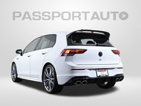 Used 2024 Volkswagen Golf R image 6