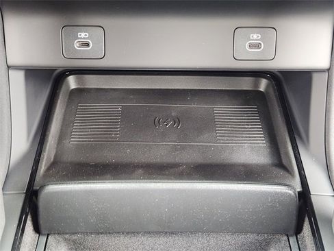 New 2026 Land Rover Discovery Sport Landmark image 14