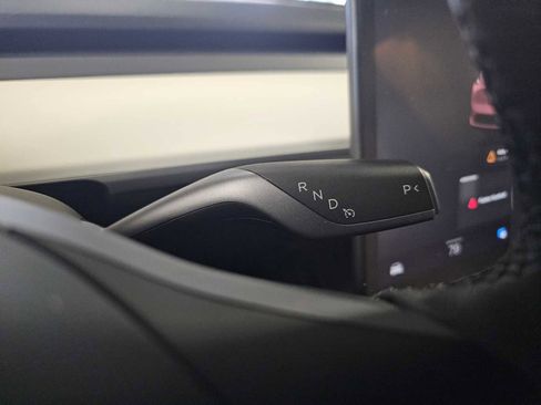 Used 2023 Tesla Model Y AWD image 21