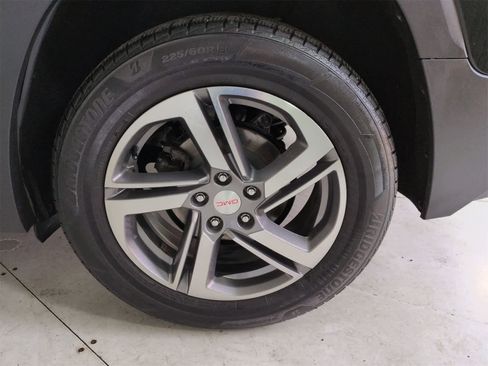 Used 2020 GMC Terrain SLT image 12