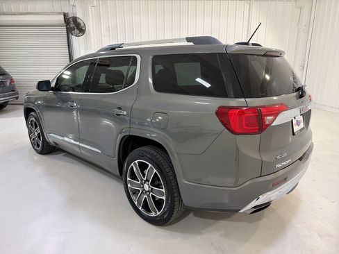 Used 2018 GMC Acadia Denali w/ Technology Package image 27