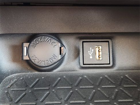 Used 2024 Toyota RAV4 XLE Premium image 25