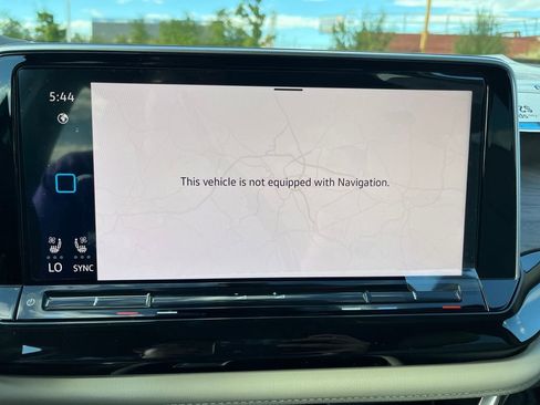 New 2026 Volkswagen Atlas SE image 13