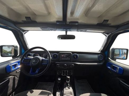 Used 2021 Jeep Gladiator Sport AWD/4WD image 10