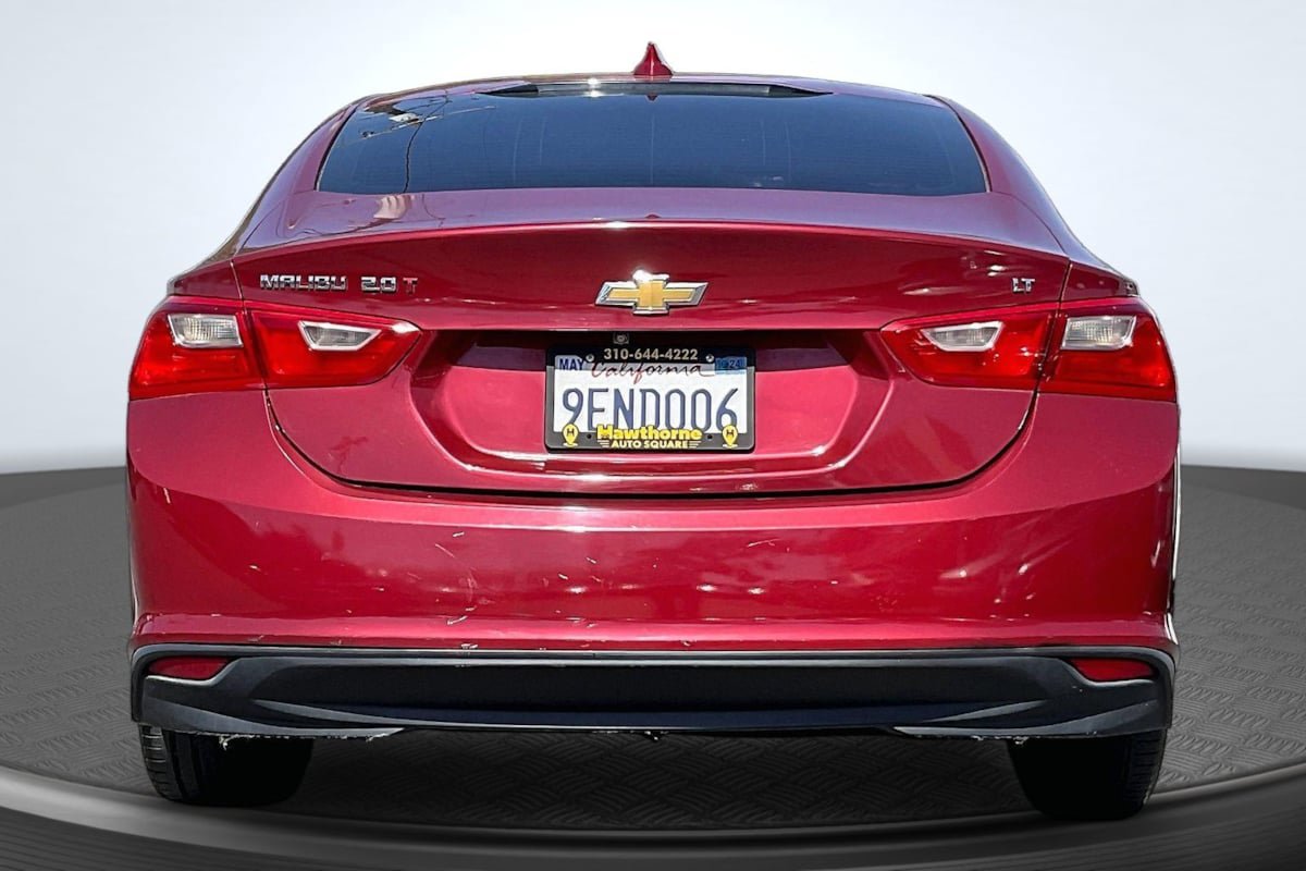 Used 2016 Chevrolet Malibu LT FWD image 4