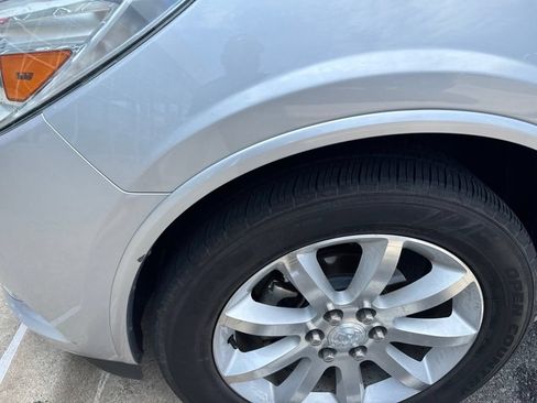 Used 2017 Buick Enclave Premium w/ Experience Buick Package FWD image 2