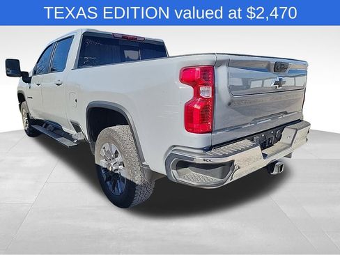 Used 2024 Chevrolet Silverado 2500 LT w/ Texas Edition image 3