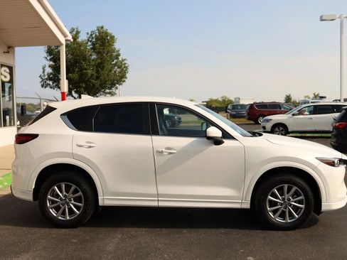 Used 2024 MAZDA CX-5 AWD 2.5 S image 4
