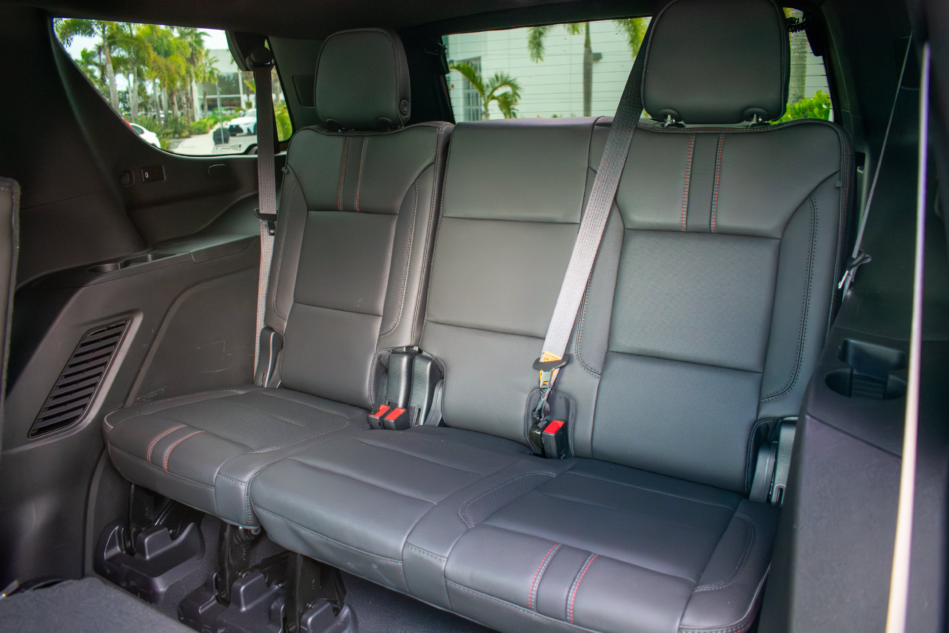 Used 2023 Chevrolet Tahoe RST AWD/4WD image 44