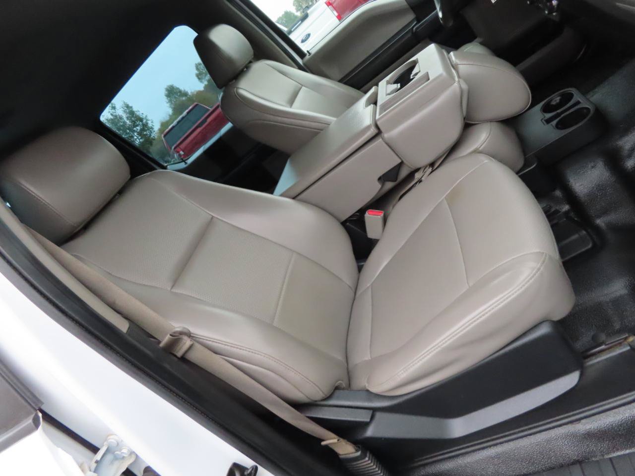 Used 2017 Ford F350 XL w/ Power Equipment Group AWD/4WD image 47