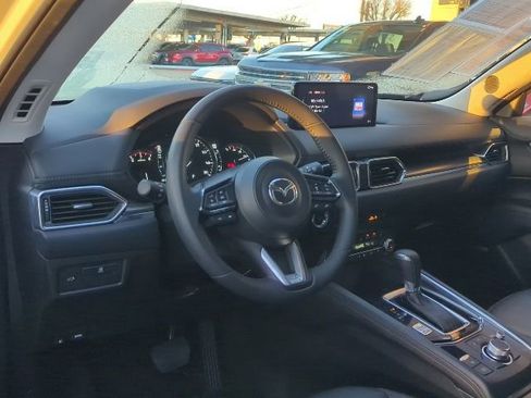 Used 2023 MAZDA CX-5 AWD 2.5 S w/ Premium Plus Pkg image 4