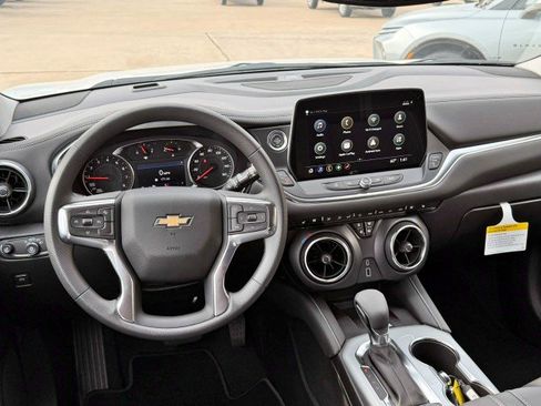 New 2026 Chevrolet Blazer LT image 16