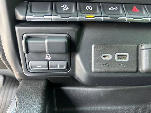 Used 2021 Chevrolet Silverado 1500 LT Trail Boss w/ Convenience Package II AWD/4WD image 26