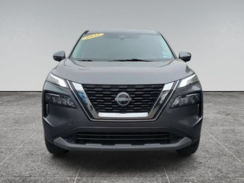 Used 2022 Nissan Rogue S AWD/4WD image 2