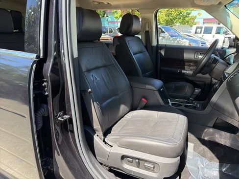 Used 2019 Ford Flex Limited w/ Equipment Group 303A AWD/4WD image 10