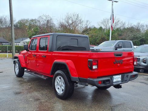 Used 2021 Jeep Gladiator Sport image 23