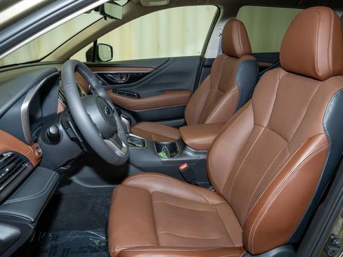 Used 2023 Subaru Outback Touring image 12