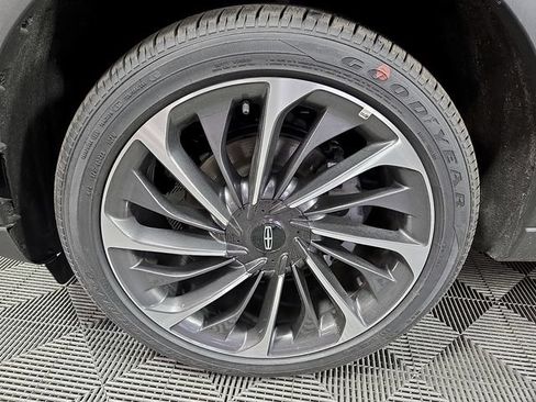 Used 2026 Lincoln Aviator Reserve w/ Luxury Package AWD/4WD image 9