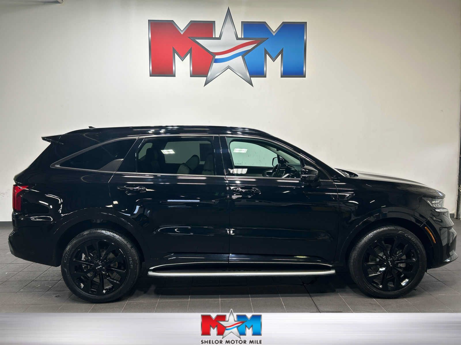 Used 2023 Kia Sorento SX AWD/4WD image 1