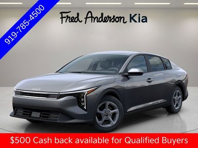 New 2025 Kia K4 LXS