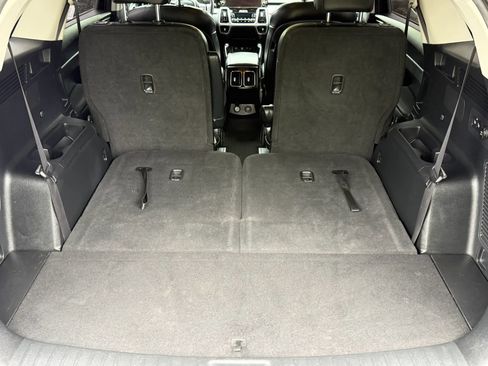 Used 2023 Kia Sorento EX AWD/4WD image 32